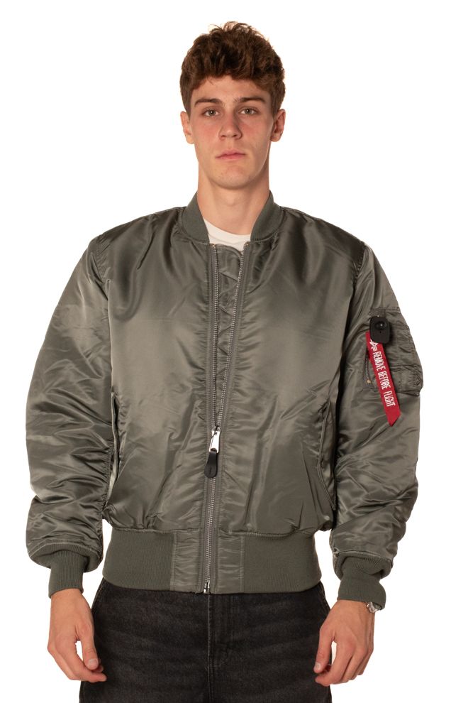 A25---alpha industries---MA-1VINTAGE GREENVERDE.JPG