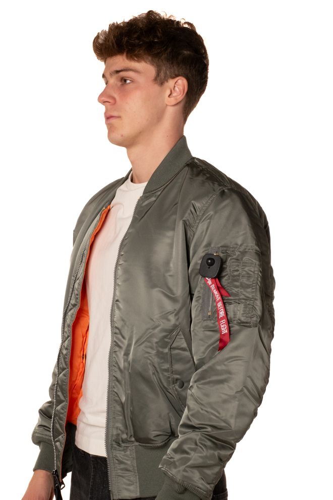 A25---alpha industries---MA-1VINTAGE GREENVERDE_5_P.JPG