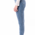 527970301CELESTE LEVIS