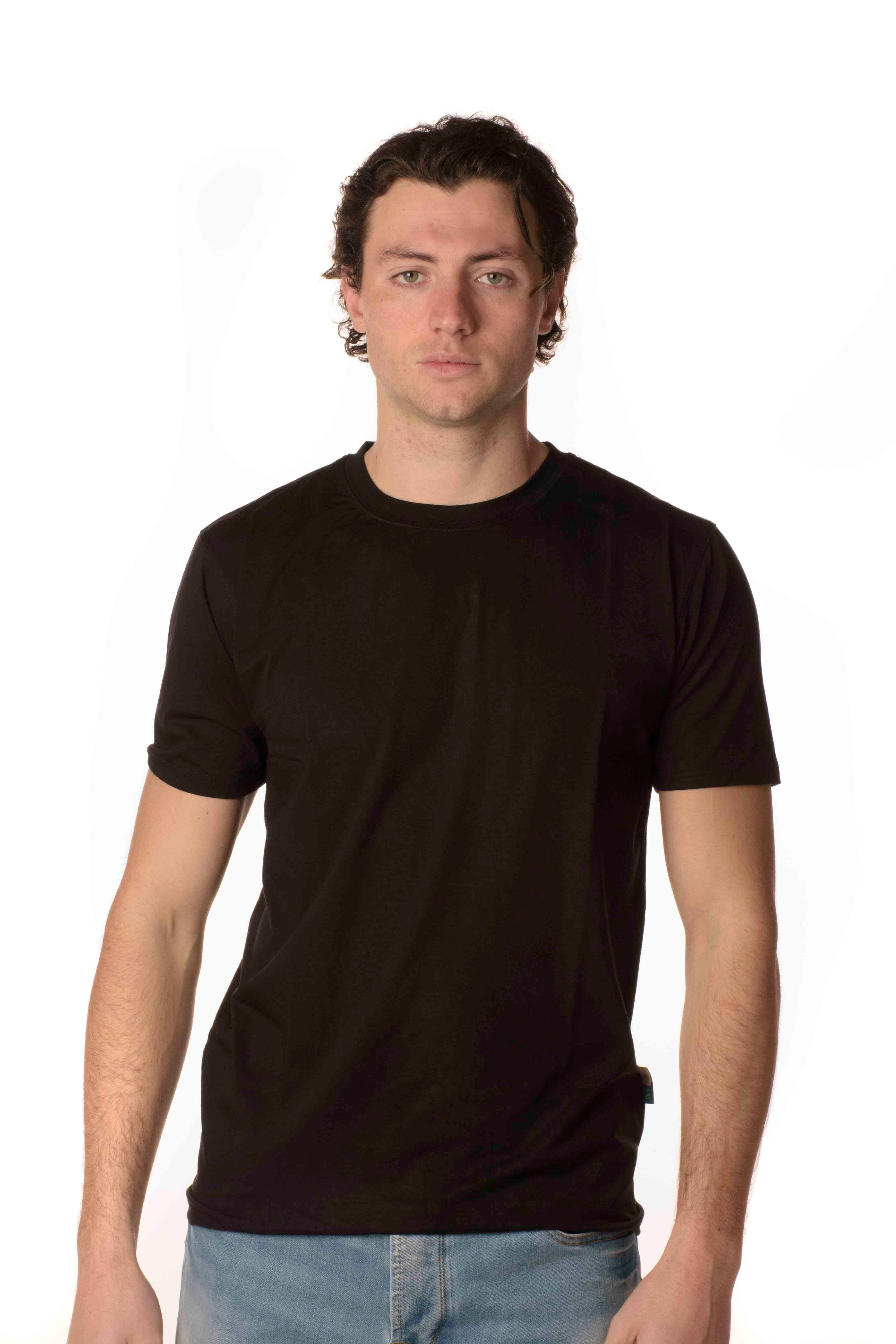 P23---gianni lupo---GL2158FNERO.JPG