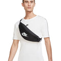 P24---nike---DB0490NERO_2_P.JPG