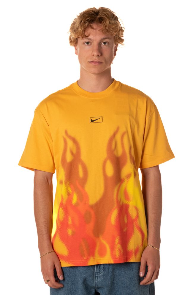 P25---nike---HJ0766ARANCIO.JPG