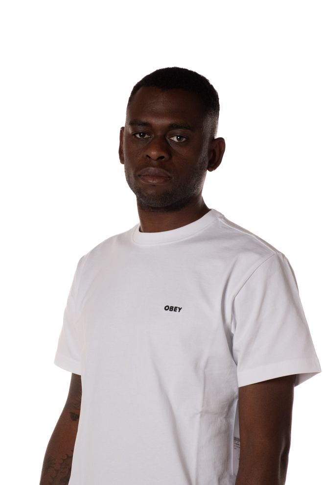 P25---obey---131080365BIANCO_1_P.JPG