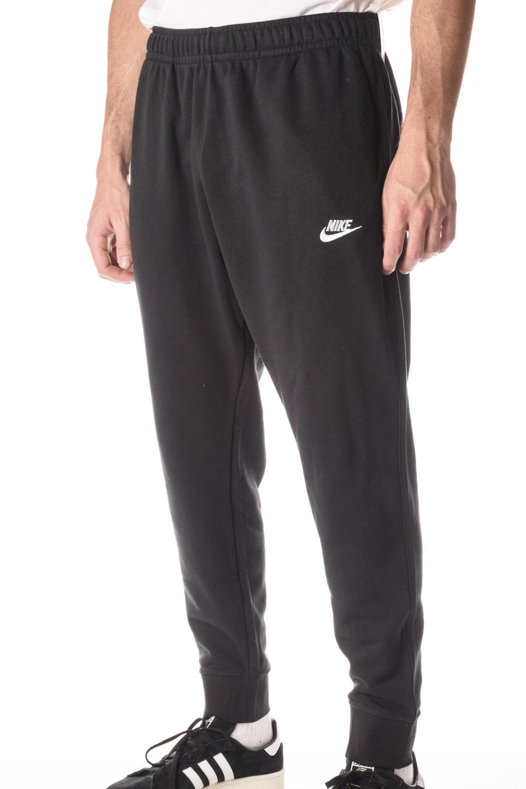 Nike Jogger New Club Uomo BV2679-010010 NIKE