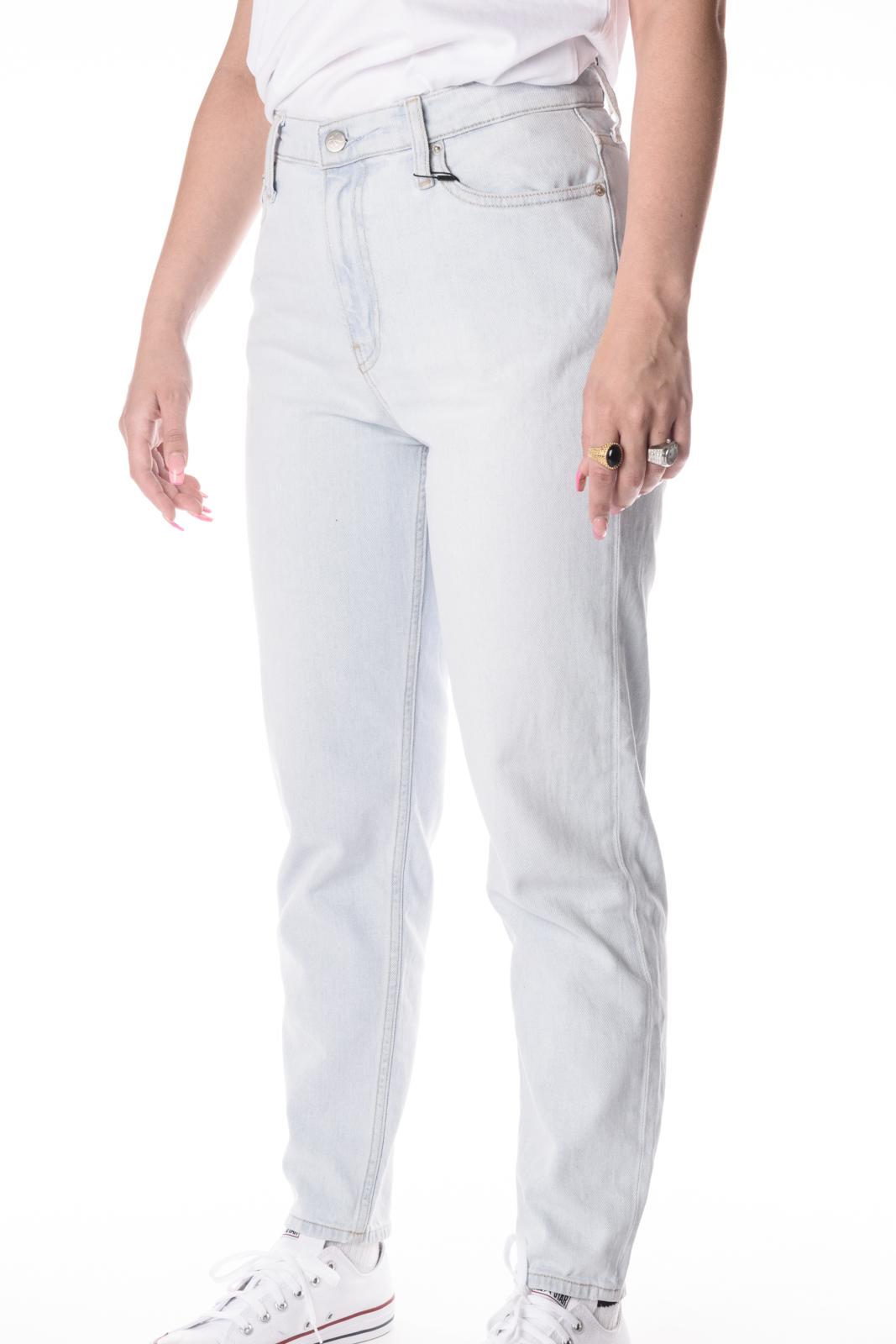 Calvin Klein Jeans Mom Fit Donna J208509CELESTE CALVIN KLEIN